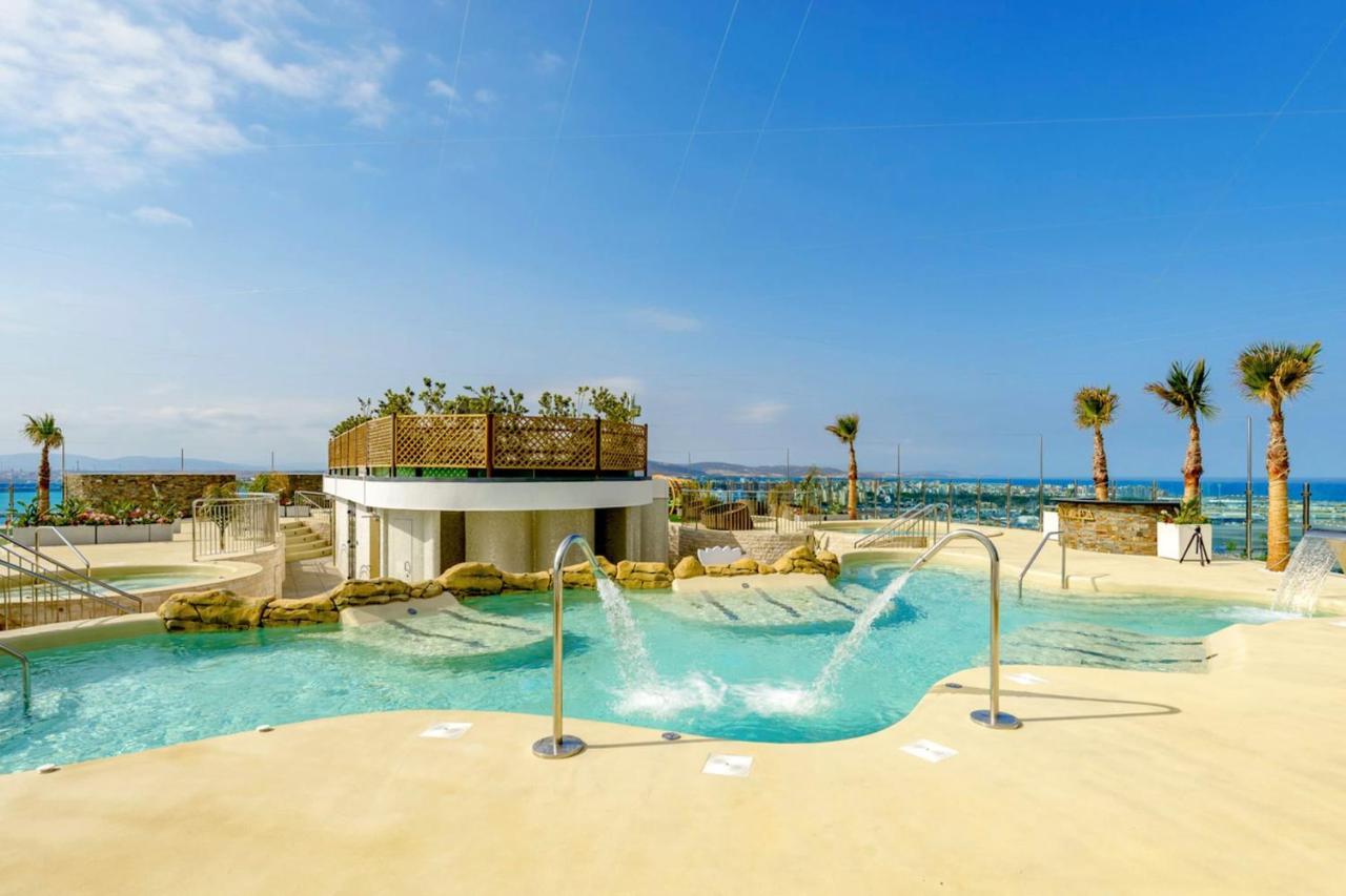 Seaside Serenity Oasis - High Floor - Stunning Views Гибралтар Экстерьер фото
